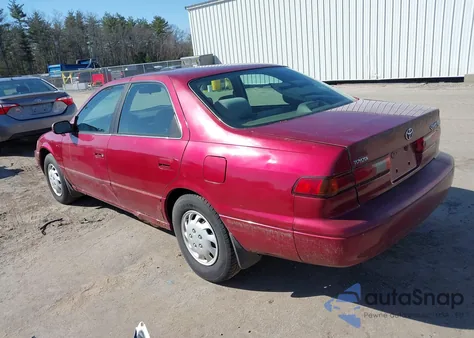 1998 Toyota Camry Le из США, поврежденный, VIN 4T1BG22K9WU367829
